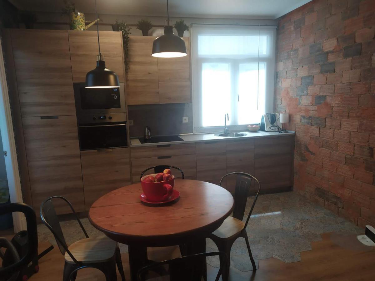 Bilbao Center Apt 90'S Parking Εξωτερικό φωτογραφία