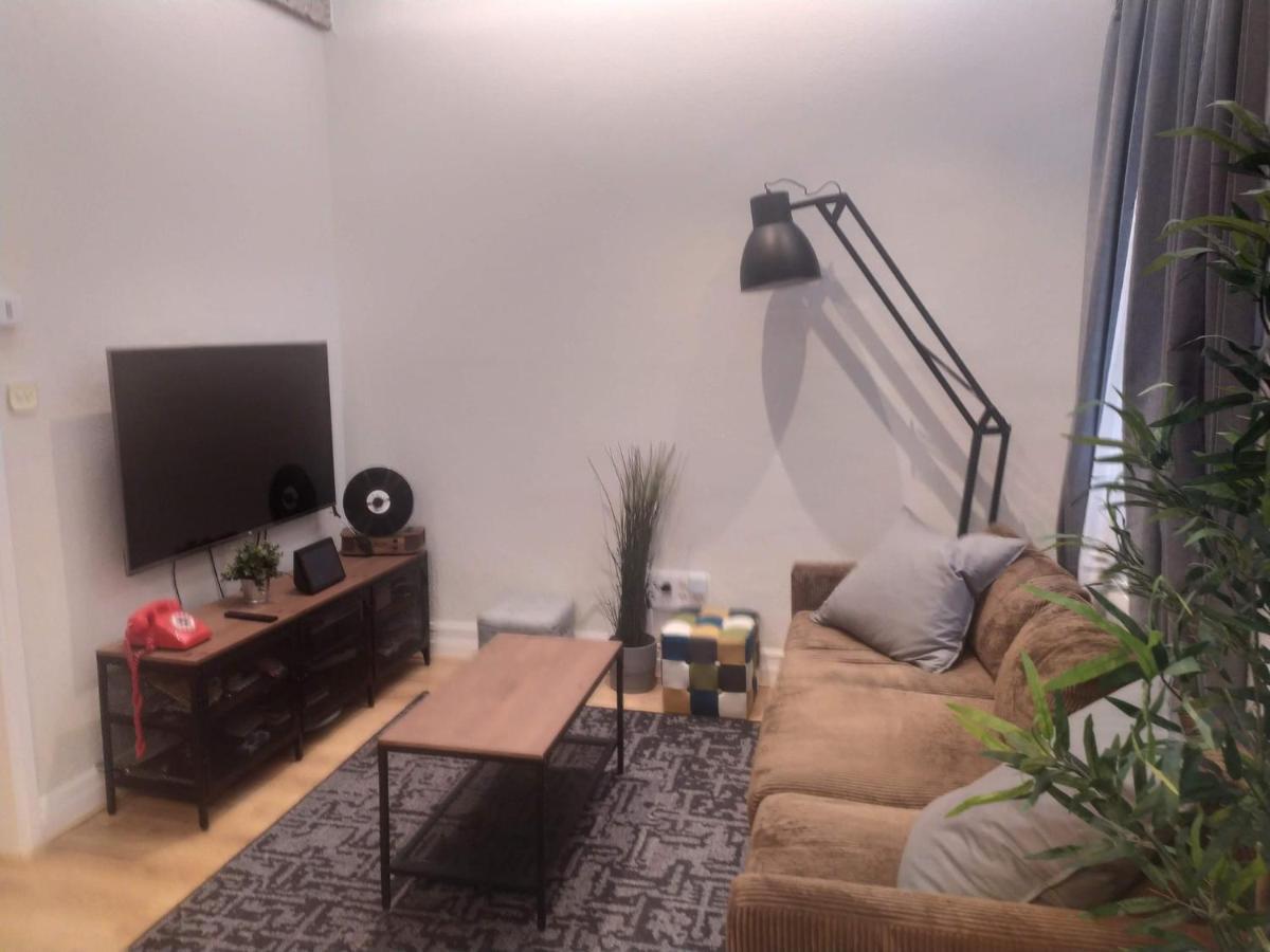 Bilbao Center Apt 90'S Parking Εξωτερικό φωτογραφία